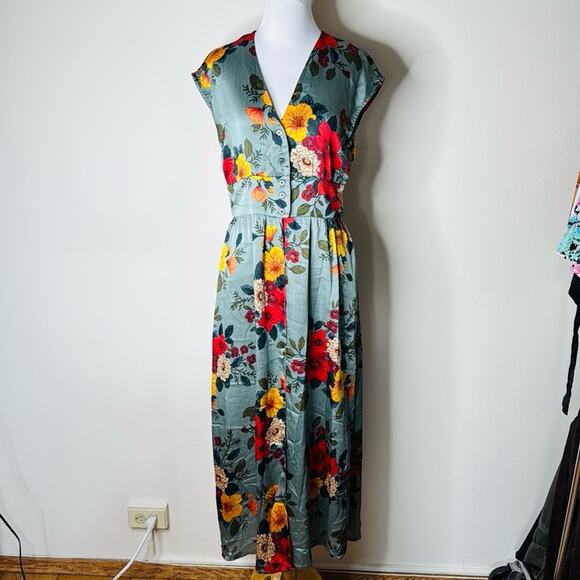 Zara Green Floral Satin Shorts Jumpsuit - Picture 2 of 11